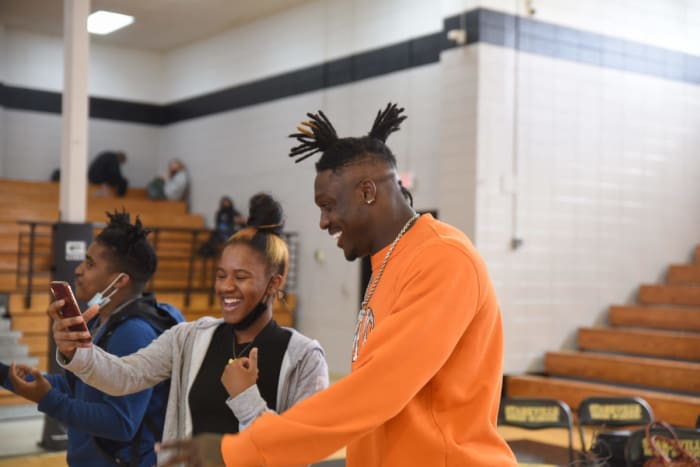 aj-brown-starkville-tennessee-titans00035